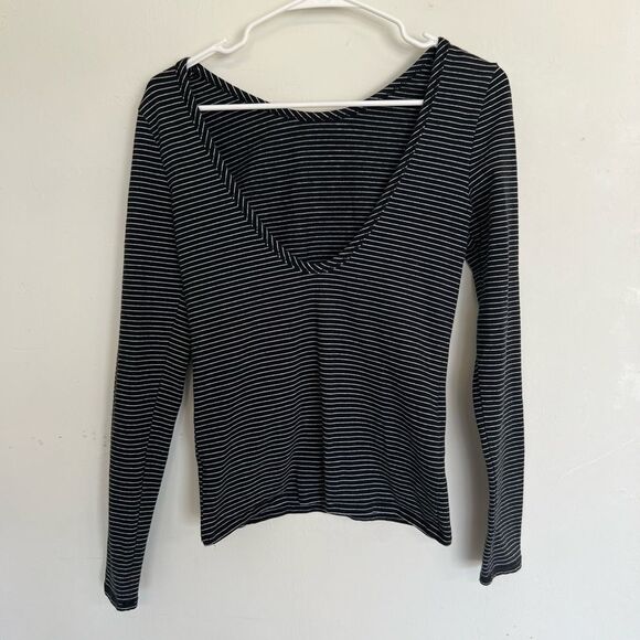 Victoria’s Secret Striped Low Back Long Sleeve Shirt size S y2k - Picture 4 of 5